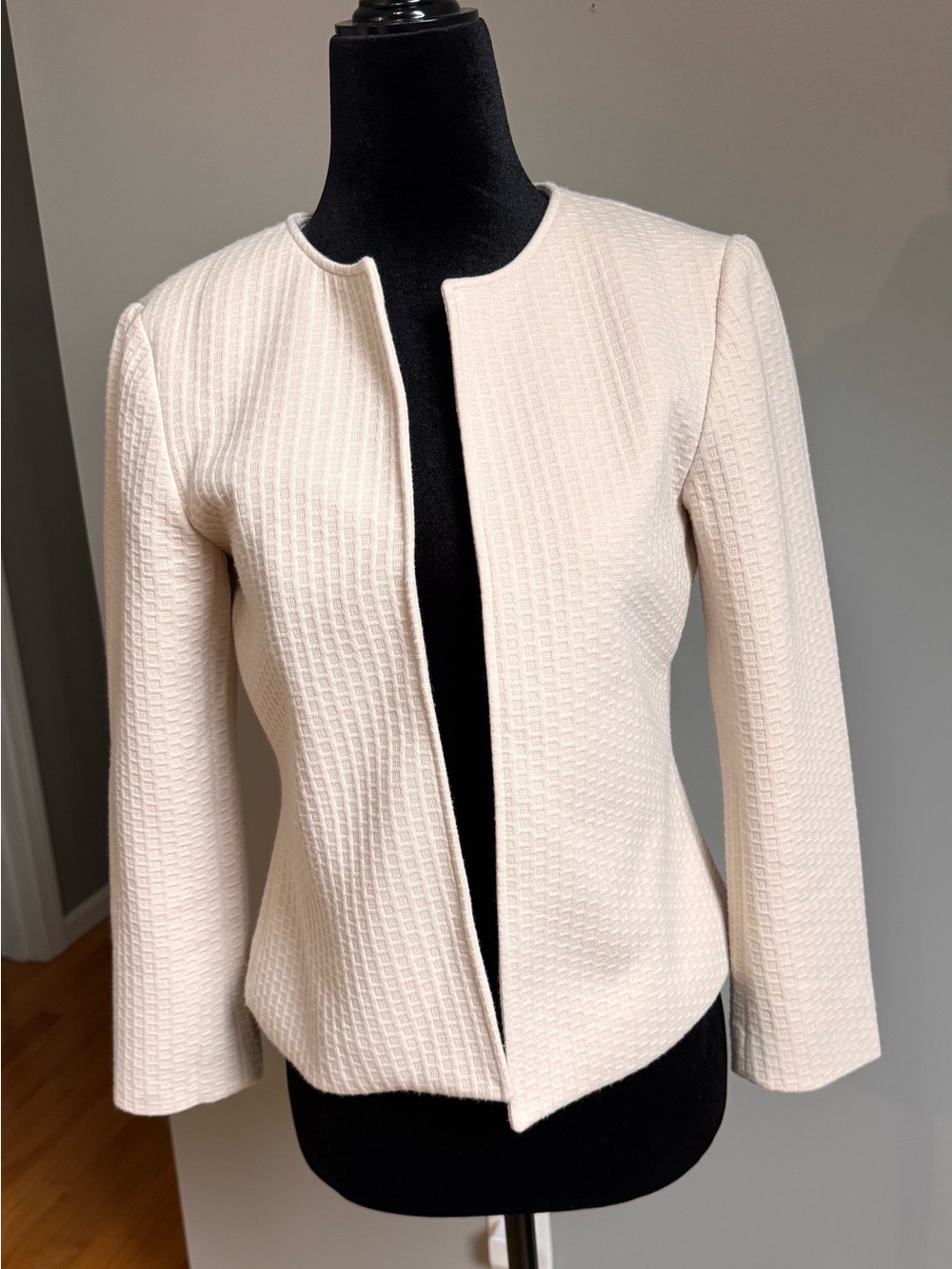 Ann Taylor Factory Cream Textured Open-Front Blazer